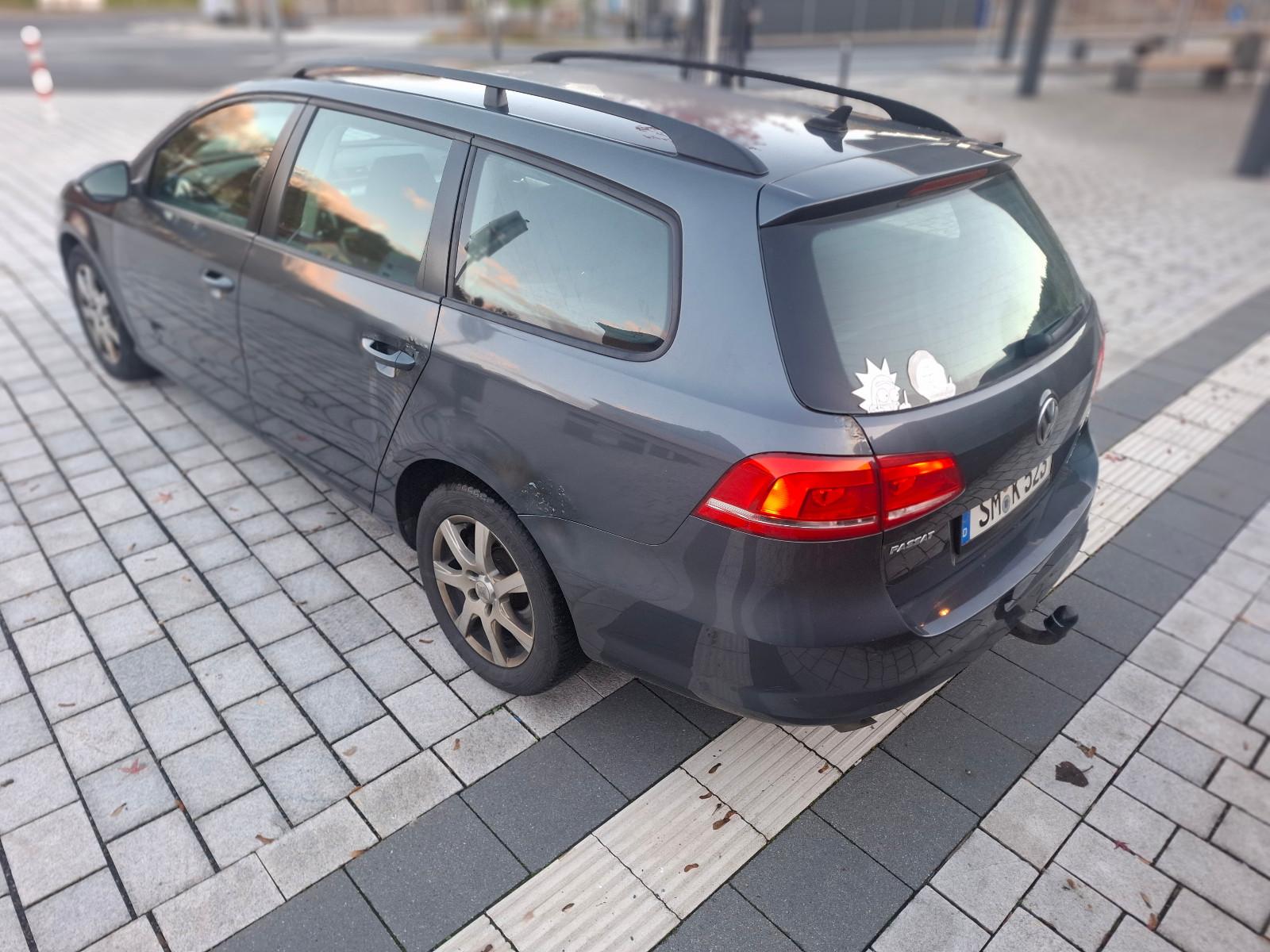 Volkswagen Passat 2011 — photo 8