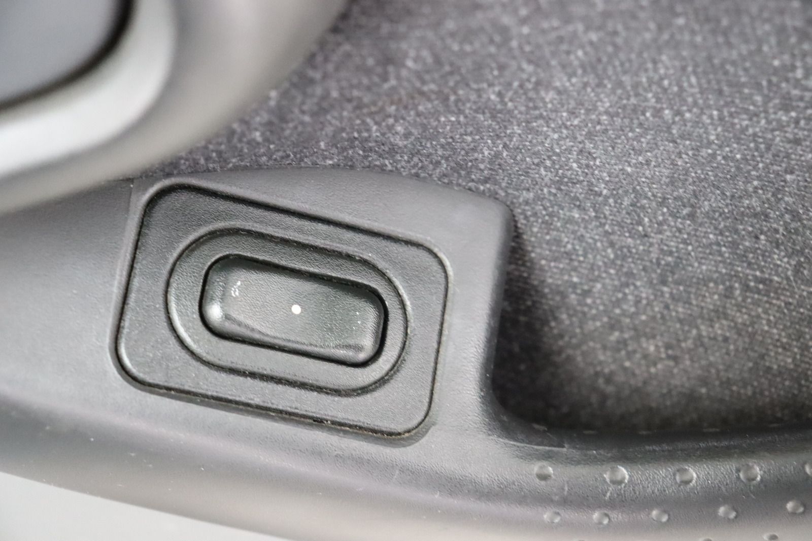 Fahrzeugabbildung Opel Corsa 1.0 * Schiebedach