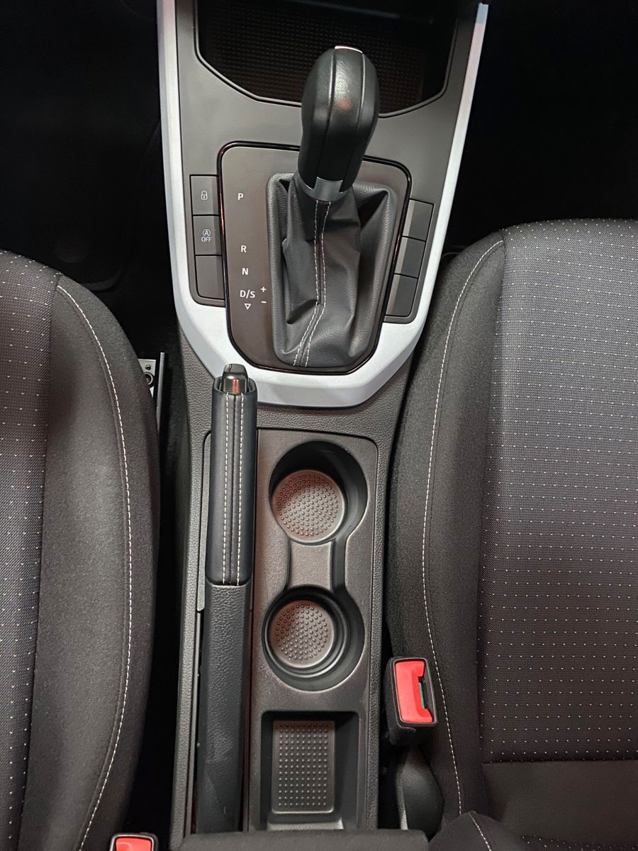 Fahrzeugabbildung SEAT Arona 1.0 TSI STYLE DSG+NAVI+LED+APP+TEMPOMAT+++