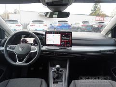 VW Golf VIII Life 1.5 TSI Bluetooth Navi LED Klima