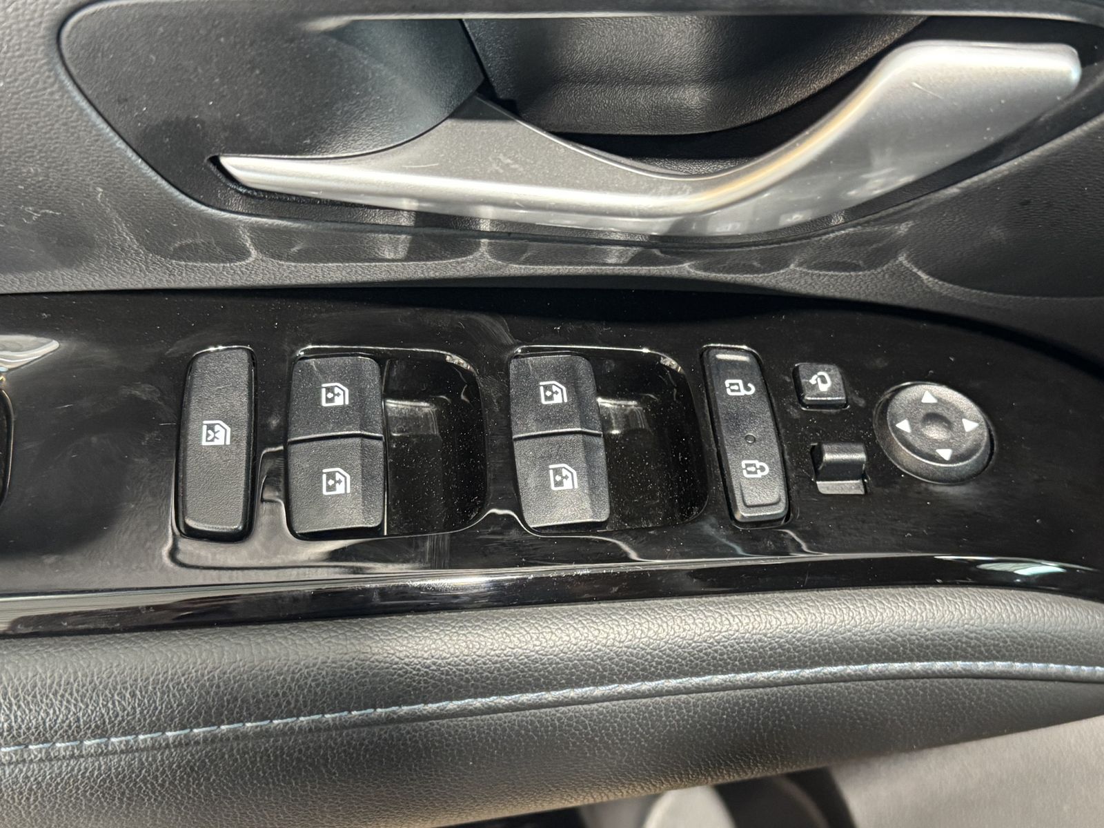 Hyundai Tucson Edition 30 Mild-Hybrid Krell R.Cam LED foto 11