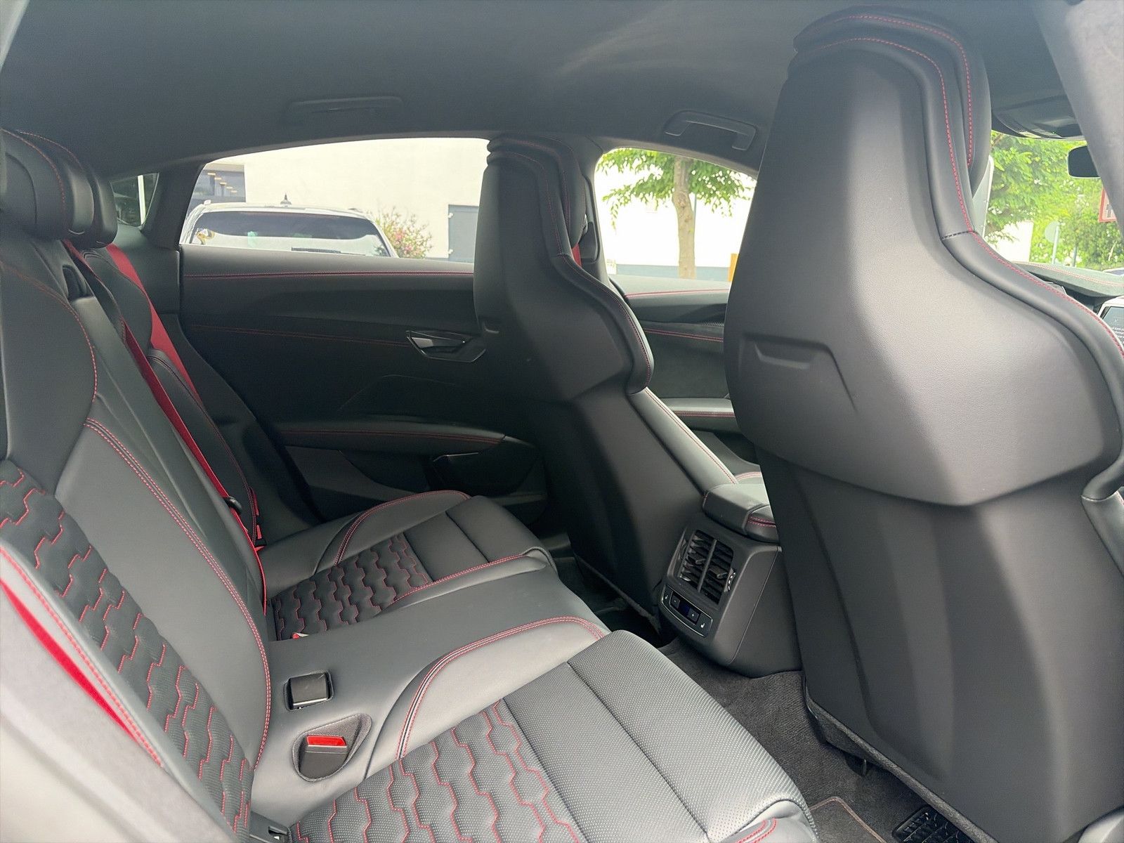 Audi RS e-tron GT - Bild 15