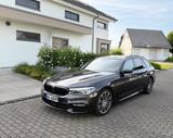 BMW 530d xDrive Touring M-Paket / NightVision / Fond
