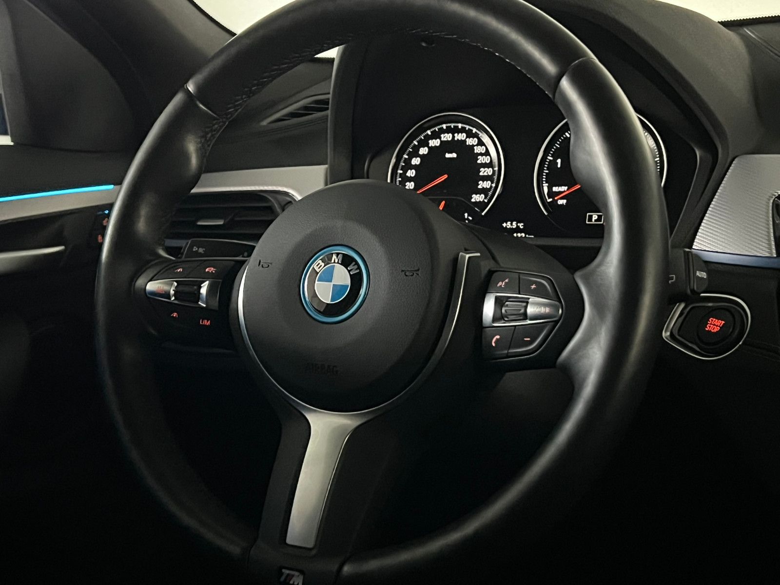 Fahrzeugabbildung BMW X2 xDrive 25 e M SPORT/LED/NAVI PROF./ACC/DAB