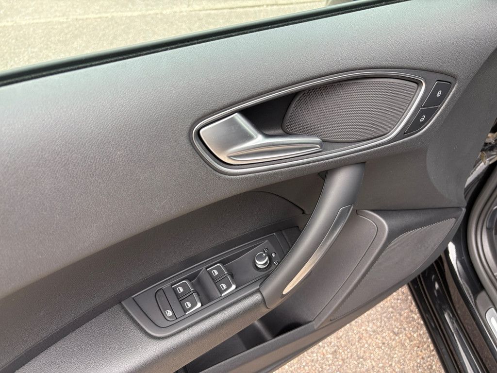 Fahrzeugabbildung Audi A1 Sportback 1.0 TFSI design