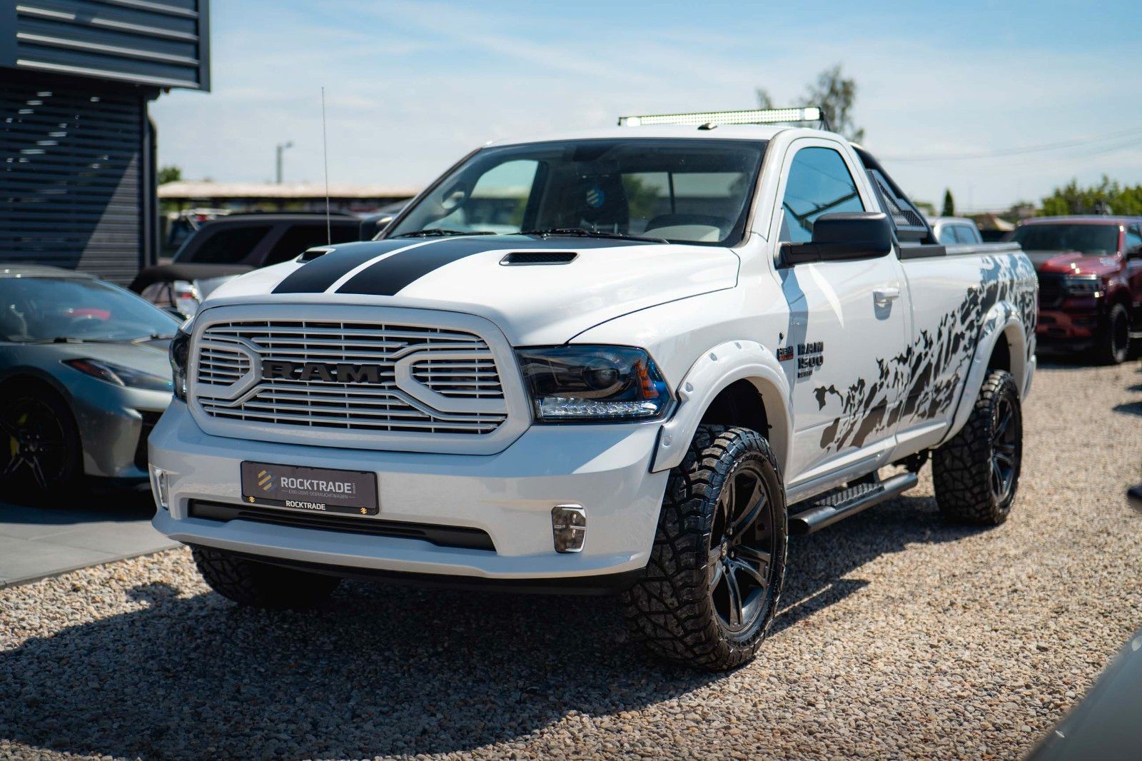 Fahrzeugabbildung Dodge RAM 5.7 V8 HEMI 4x4 SingleCab MAXI LONGBED *LED*