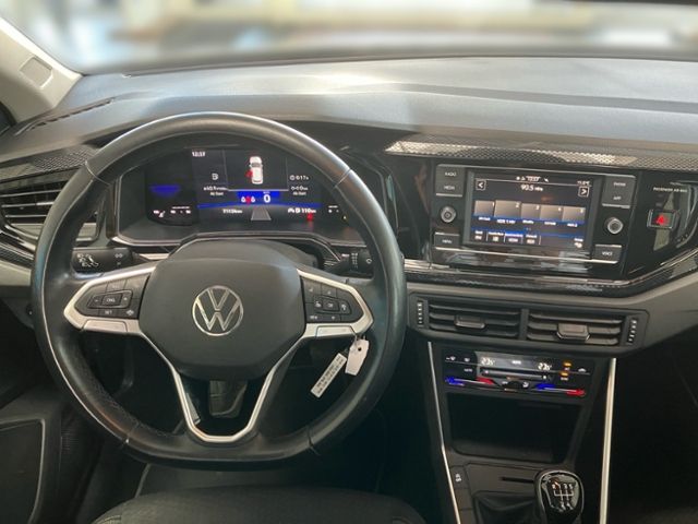 Fahrzeugabbildung Volkswagen Polo 1.0 TSI 70kW Life CLIMATRONIC GJR