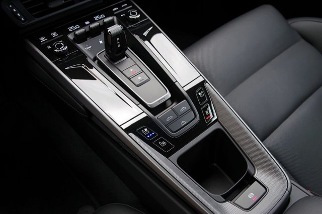 Porsche 992.2 S Cabrio*Sportab.,Chrono,ACC,BOSE,14-Wege*