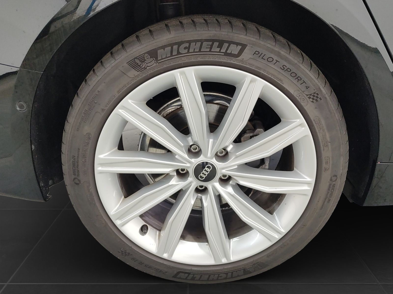 Audi A6 - Bild 8
