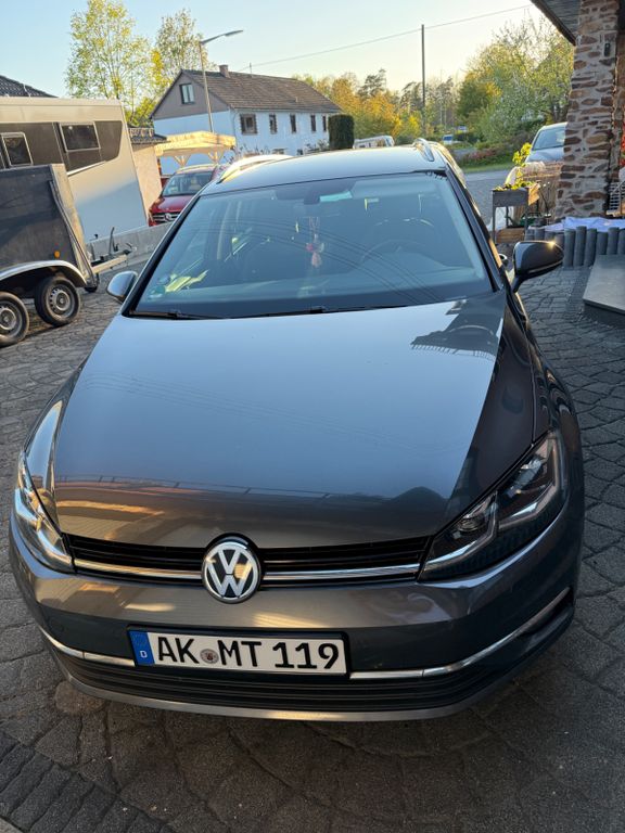 Image of Volkswagen Golf
