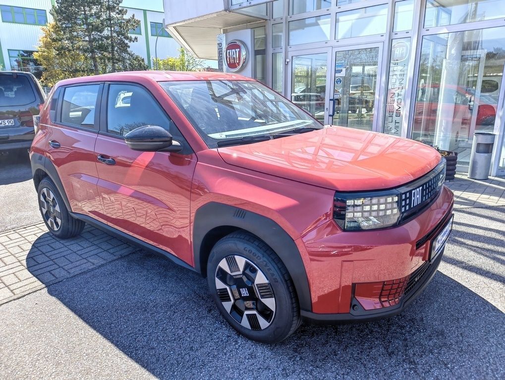 Fahrzeugabbildung Fiat Grande Panda ICON Hybrid 1.2 eDCT