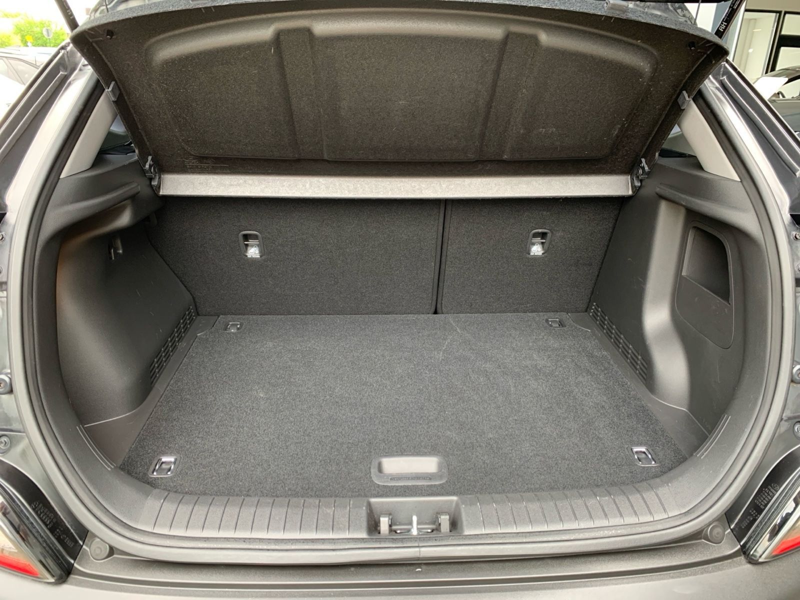 Fahrzeugabbildung Hyundai KONA 1.6 GDI Trend Hybrid Allwetter