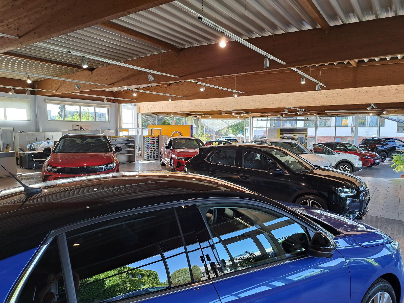 showroom-image-main