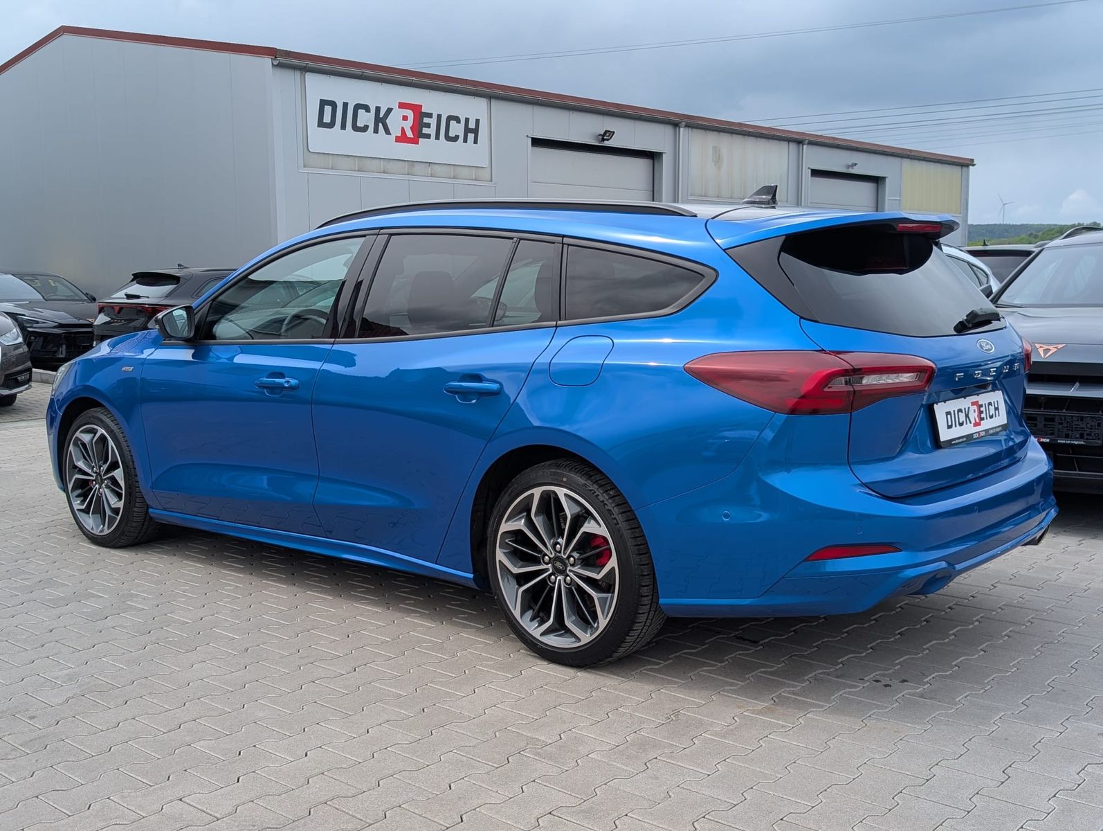 Fahrzeugabbildung Ford Focus 1.0 ST-Line X MATRIX*B&amp;O*ACC*KAM*APP*LHZ