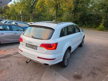 Audi Q7 - 4