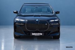 BMW M760 – 2 / 25
