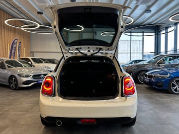 MYAUTOCENTER – Gebraucht- und Jahreswagen mit Werkstattservice in Pfaffenhofen MINI Mini 5-trg. Cooper D *Navi*Pano*