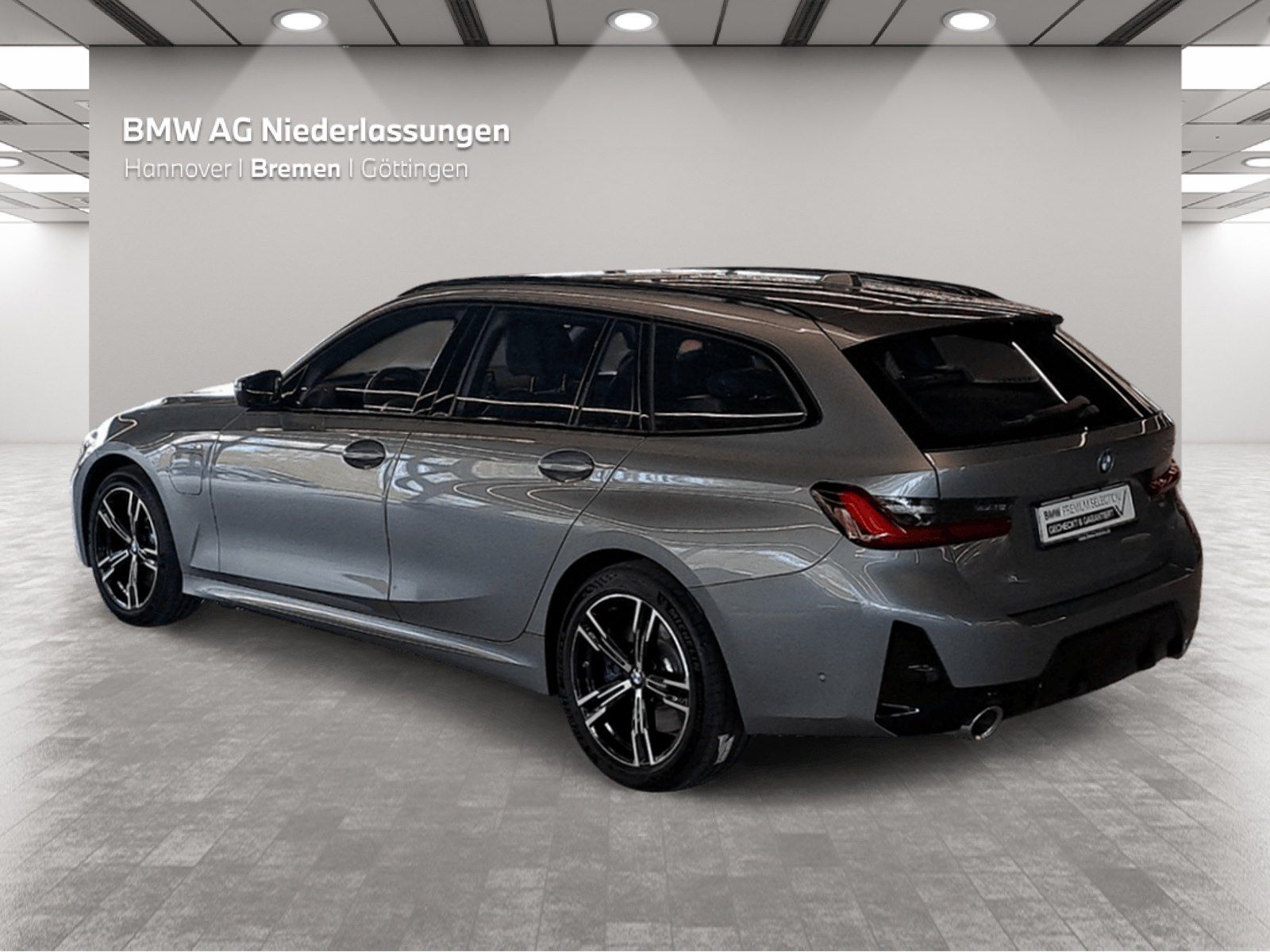 BMW 330 - Bild 2
