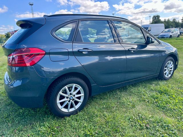 BMW 216 2 Active Tourer 216 d Advantage — Bild 3