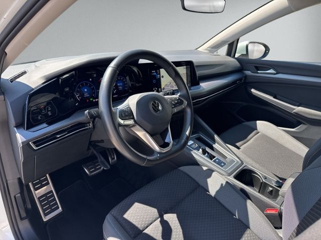 Golf VIII 1.5 eTSI Active LED+NAVI+KAMERA+ACC+SH
