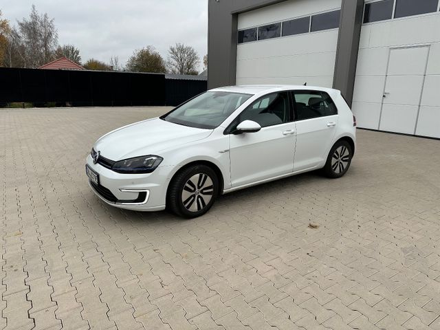 Volkswagen Golf e-Golf e-Golf