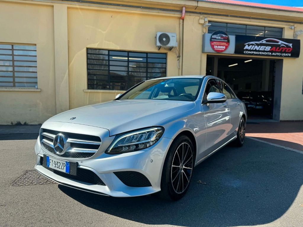Image of Mercedes-Benz C 200