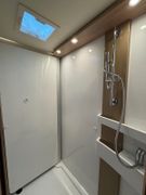 BUERSTNER Lyseo M 660 Harmony Line-Mercedes-Aut.-Dachklima