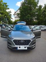 Hyundai TUCSON 1.6 GDI Pure 1. Hand