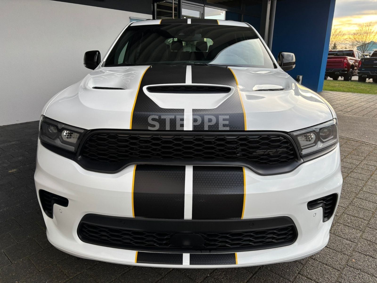 Dodge Durango SRT AWD 6,4 V8  AlcHEMY 6 Sitzer