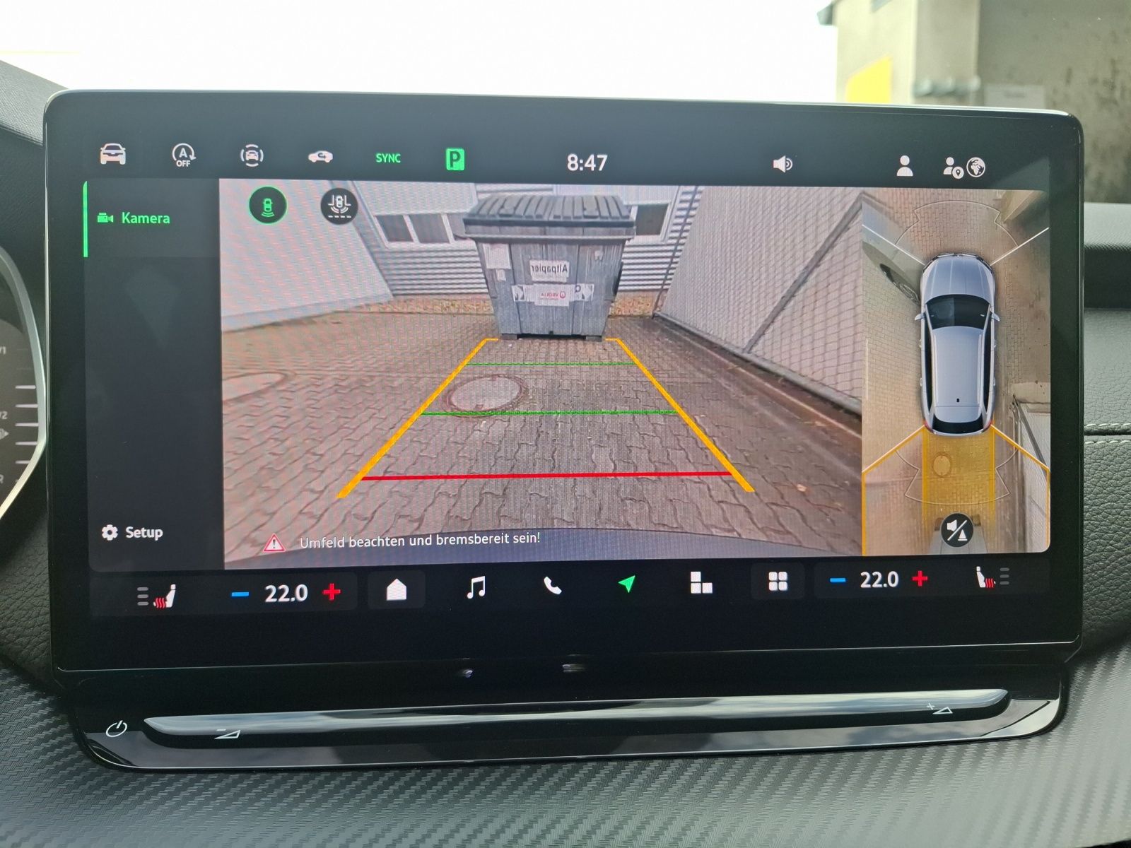 Fahrzeugabbildung SKODA Octavia Combi TDI Sportline DSG Matrix Navi HUD