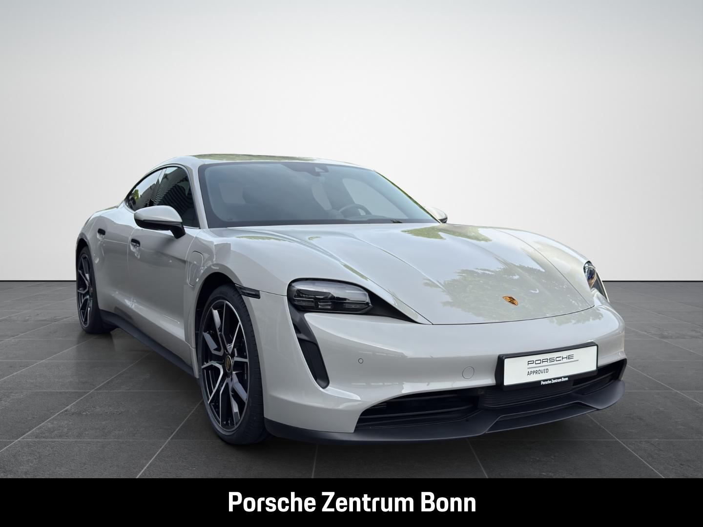 Porsche Taycan 21-Zoll Rückfahrkamera Sport Chrono