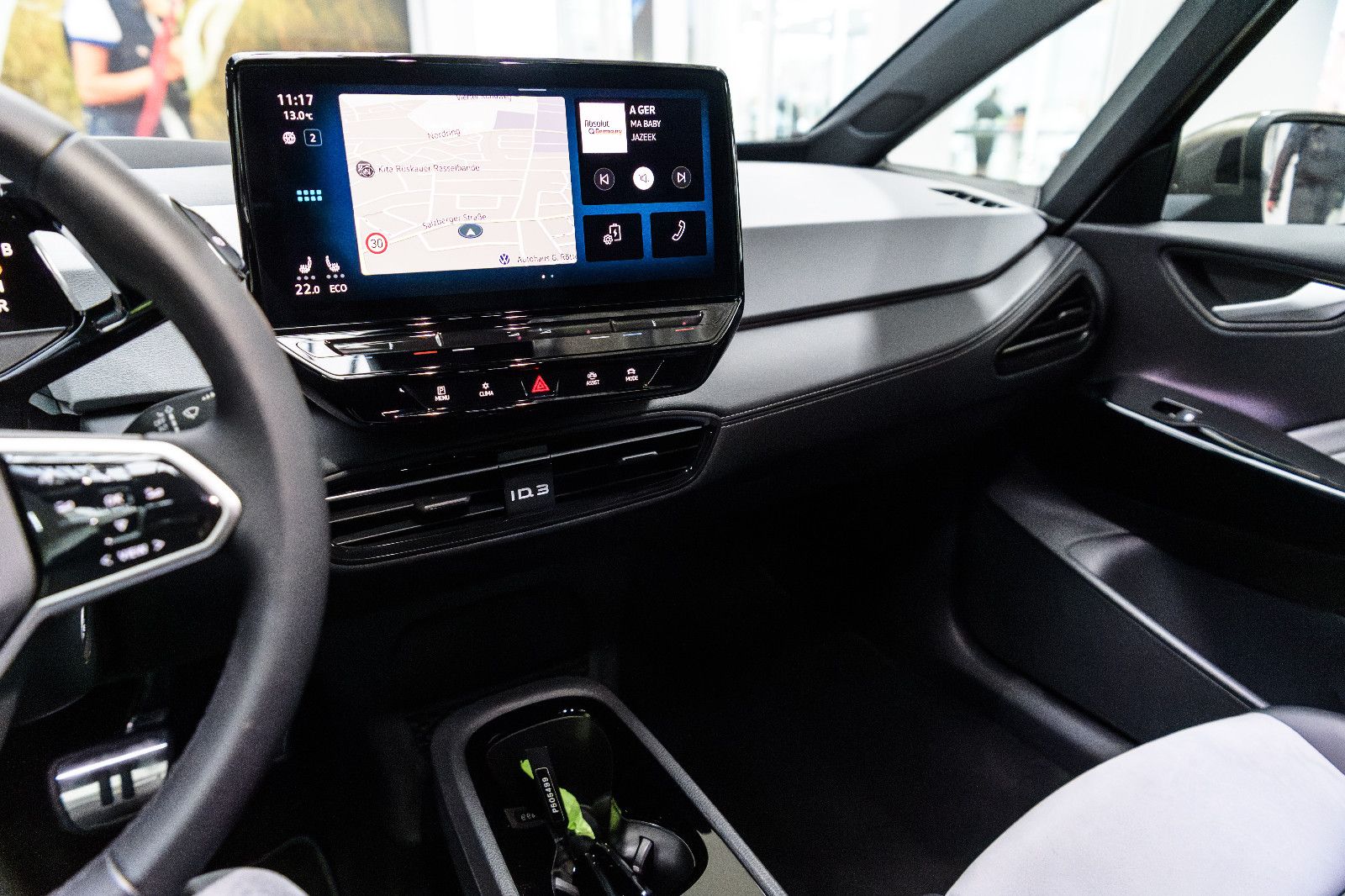 Fahrzeugabbildung Volkswagen ID.3 Pro S IQ-LED+360°KAM+KEYLESS+NAVI+82 kW/h