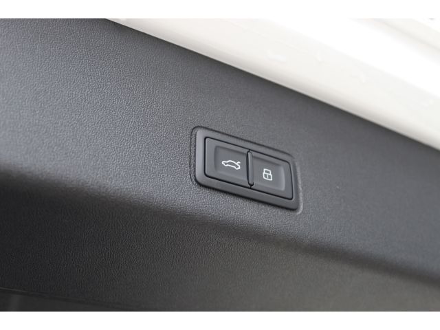Q3 SUV TFSI MJ 2026 S-tr. - S-line*Tech+*LED*Pri