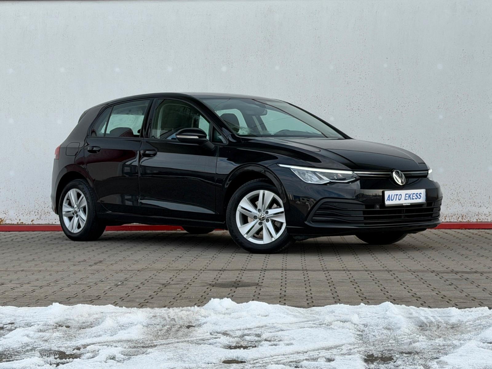 Volkswagen Golf VIII Lim. Life 1.5 TSI ACC*LED*