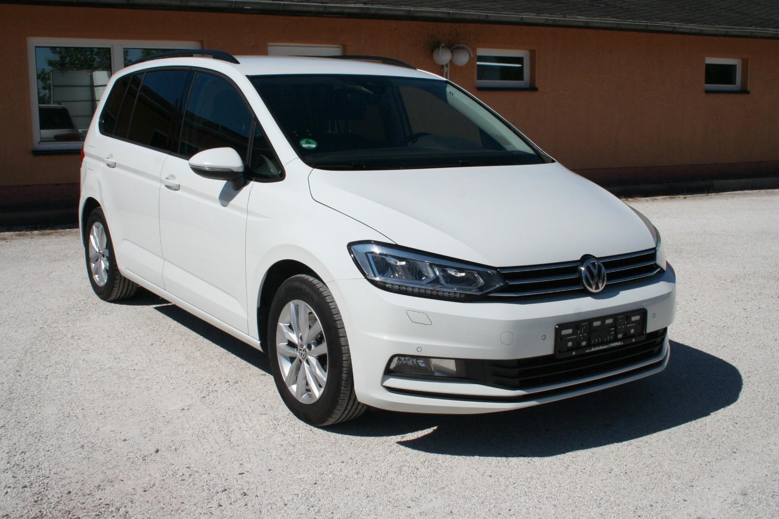 Volkswagen Touran 2.0 TDI Comfortline BMT *LED*Navi*1.Hand*