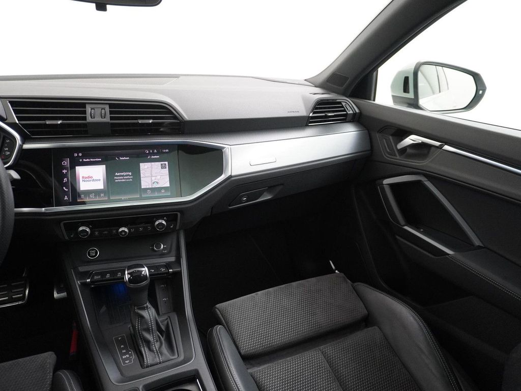 Audi Q3 Sportback 35 TFSI S Edition 1e besitzer panor
