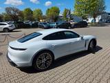 Porsche Taycan Approved Garantie Performance+ Batt. - weiße Porsche Taycan