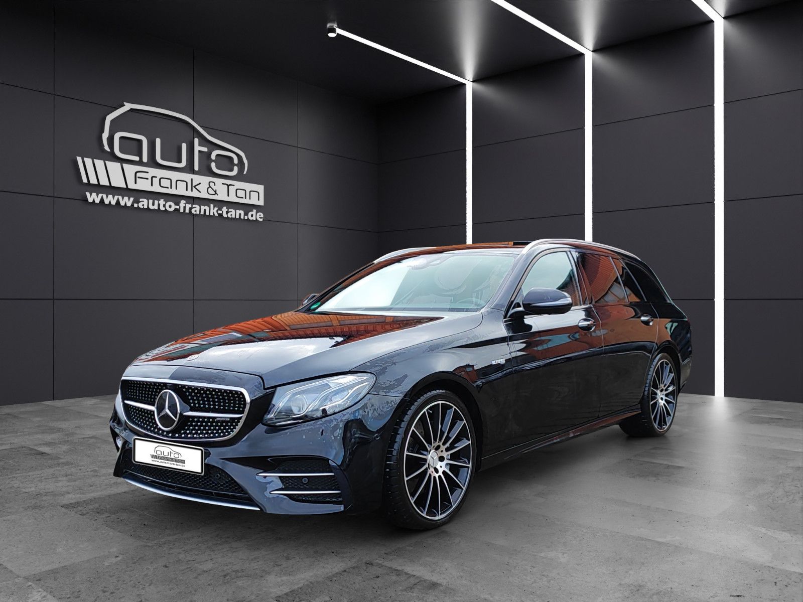 Fahrzeugabbildung Mercedes-Benz E 43 AMG 4Matic*Head-up*Pano*360°*Ambiente*