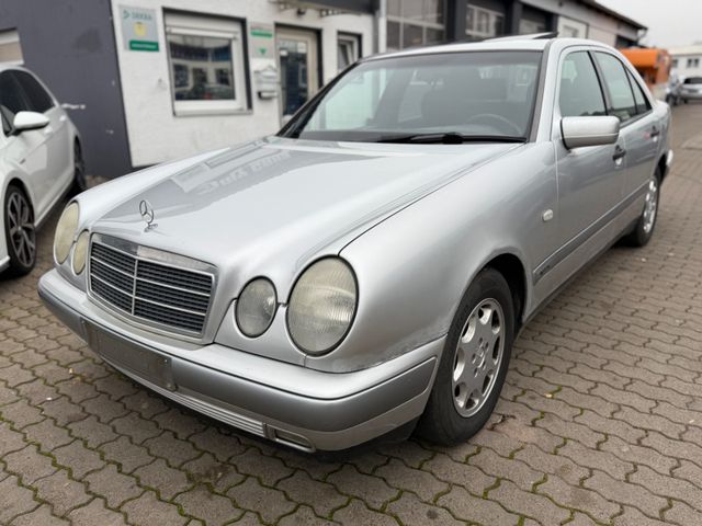 Mercedes-Benz E 200 CLASSIC KLIMA AUTOMATIK