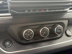 NISSAN Primastar Kombi L1H1 Tekna dCI 170 2.8t ACC+LED