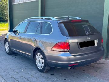 Volkswagen Golf - 3