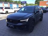 Volvo XC40 B3 (Benzin) Plus Black Edition Stdhzg. - Volvo XC40 in Lübeck
