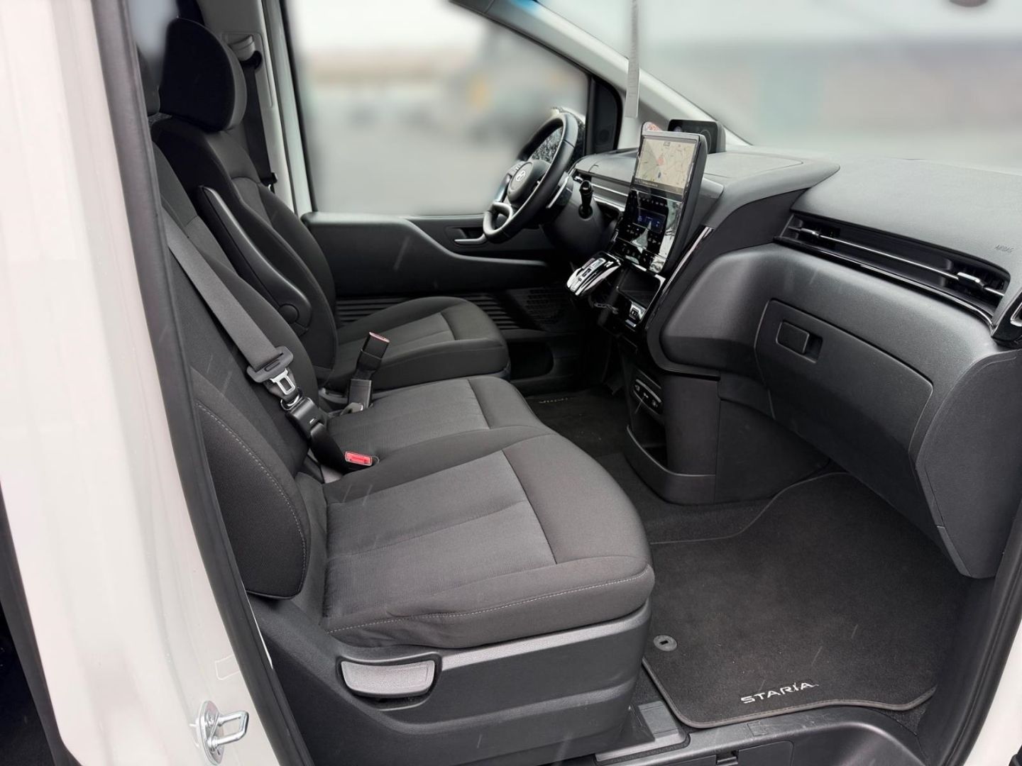 Fahrzeugabbildung Hyundai STARIA Trend 2.2 CRDi 9-SITZER+360°CAM+LED+ACAA