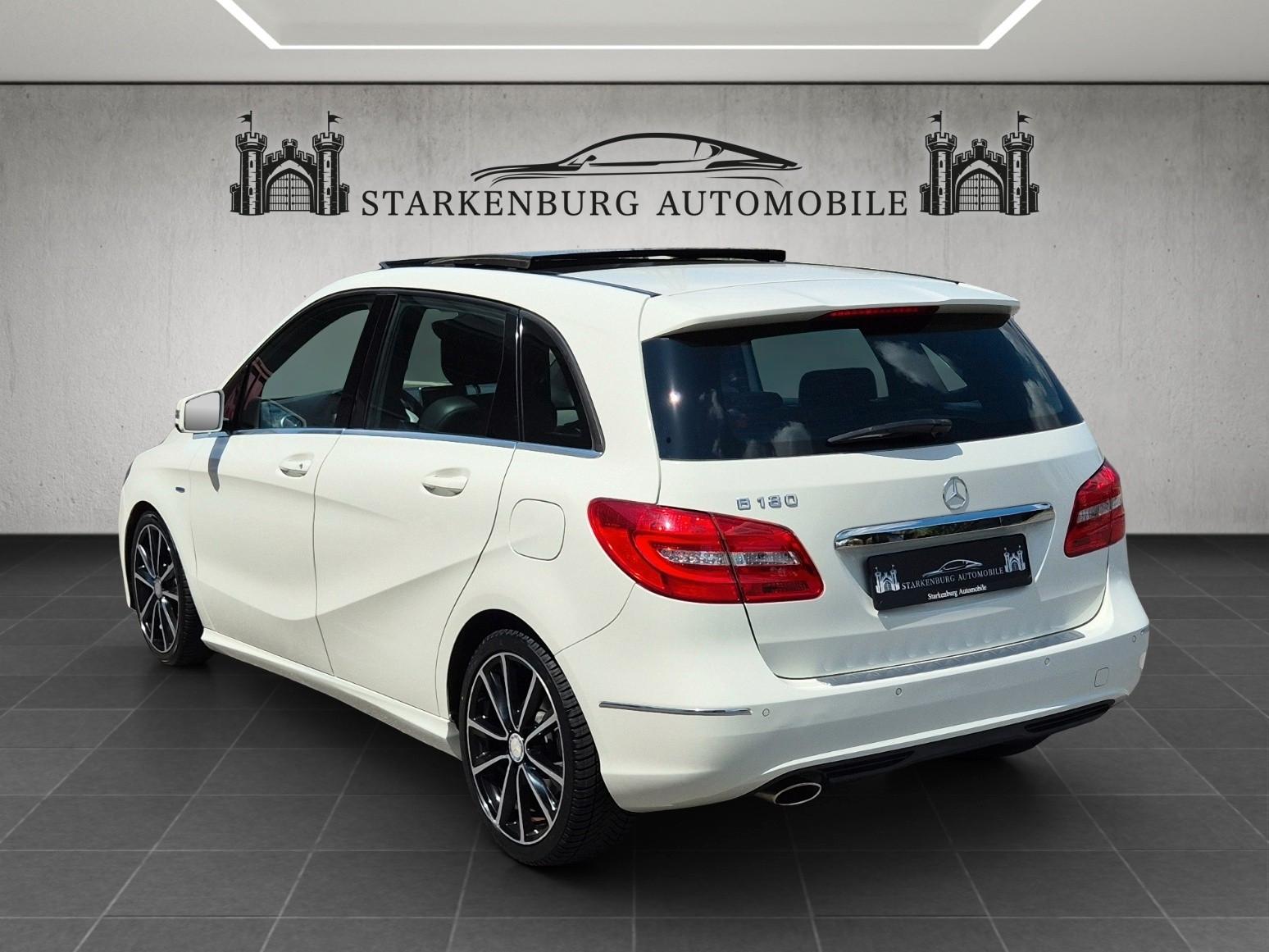 Mercedes-Benz B 180 Urban/Panorama/Amg 18"/Xenon/Navi