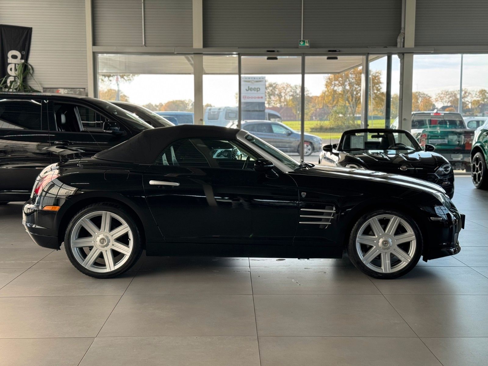 Fahrzeugabbildung Chrysler Crossfire Roadster 3.2 AT SRT-Frontschürze