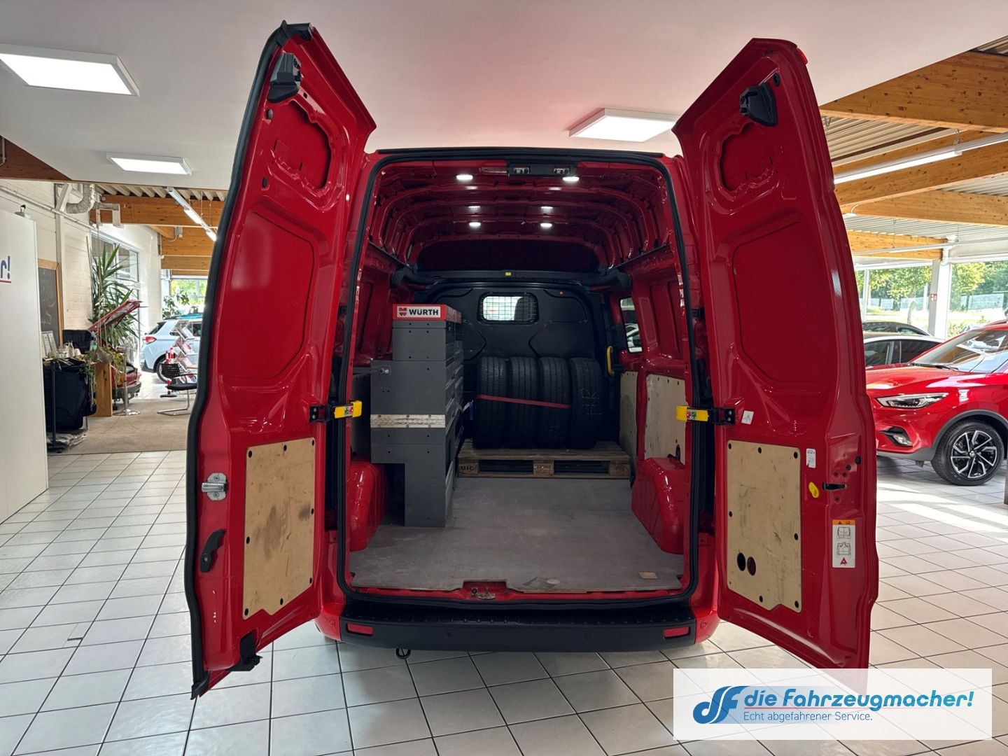 Fahrzeugabbildung Ford Transit Custom Kasten 340 L2 Trend 2.0 TDCi Navi
