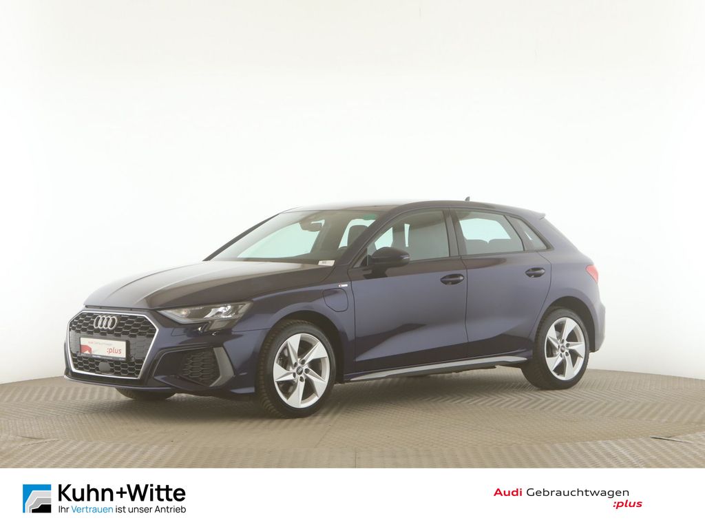 Audi A3 — hlavná fotografia
