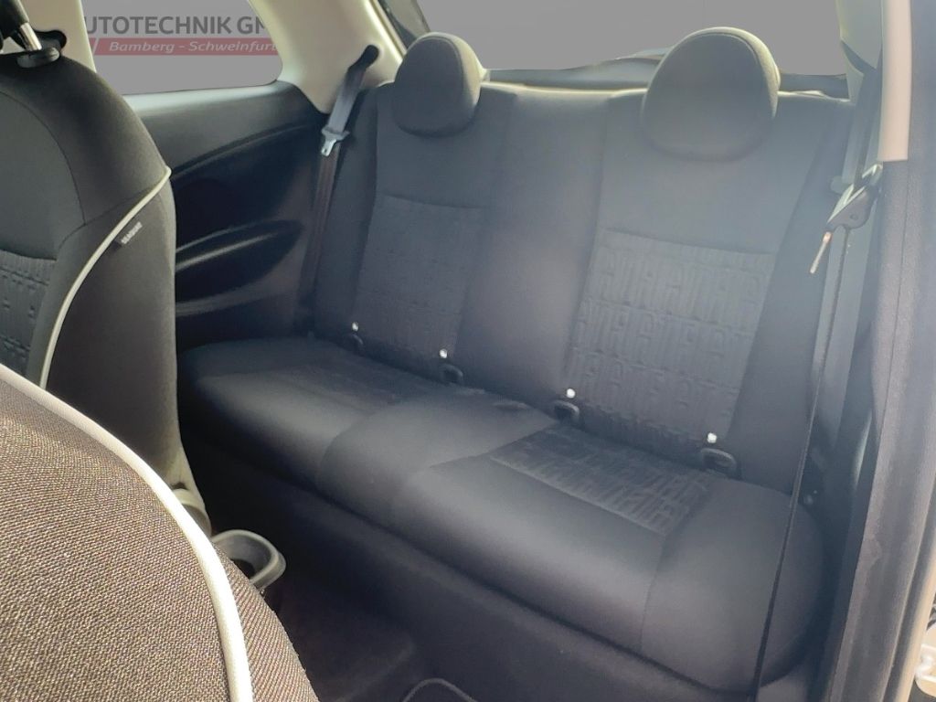 Fahrzeugabbildung Fiat 500e Elektro, 42kWh, Keyless, Android Auto/CarPl