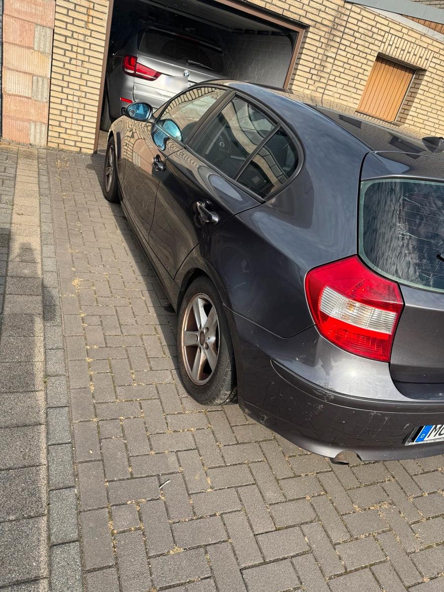 BMW 120