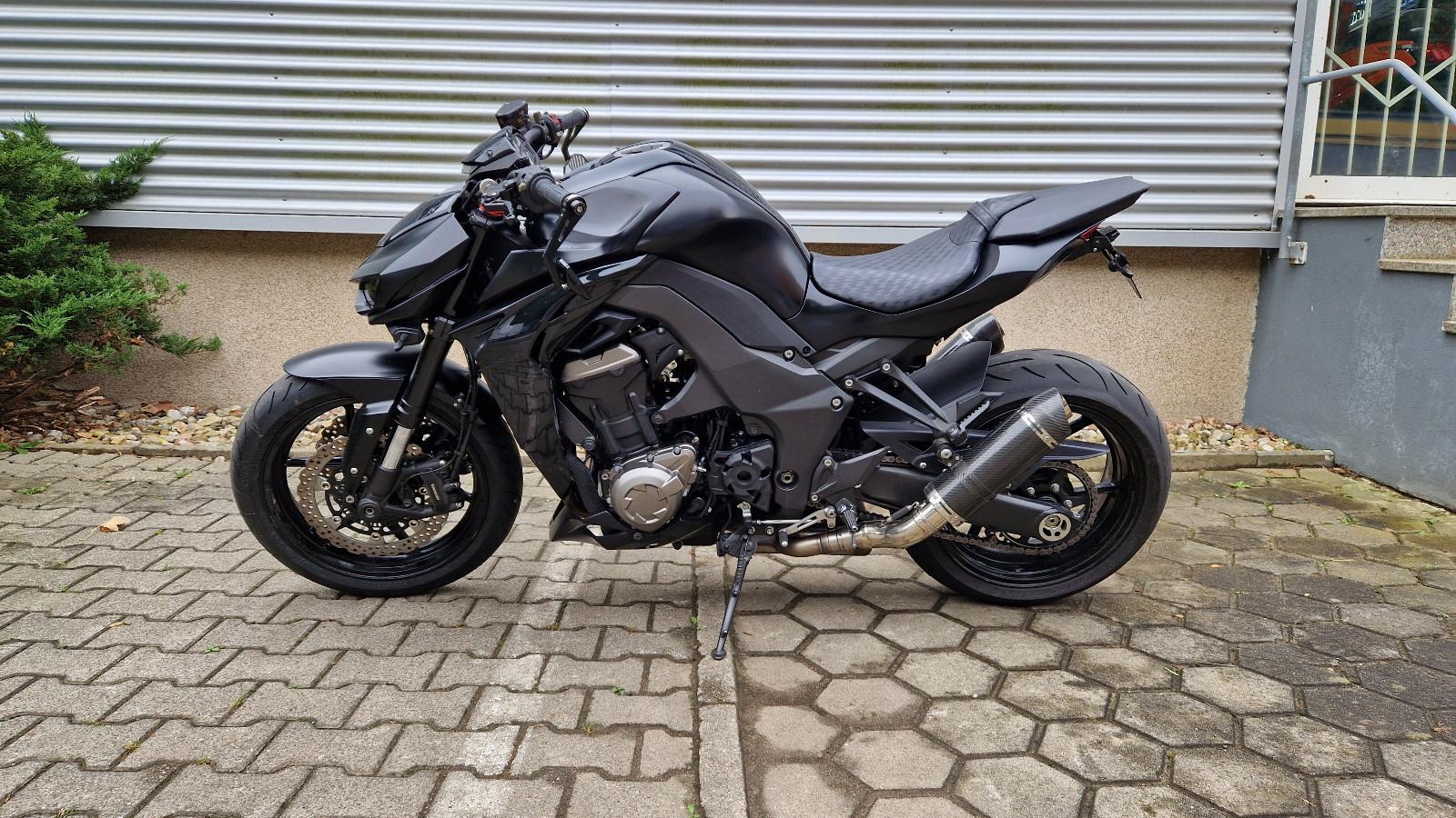 Kawasaki Z1000  / Suzuki Döbeln